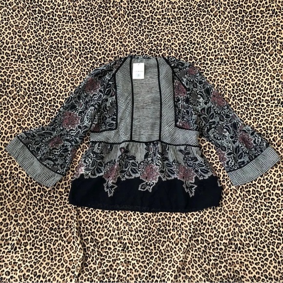NWT Lucky Brand Blouse Mixed Print Blouse Boho 3/4th Bell Sleeve Floral Striped - Picture 9 of 10